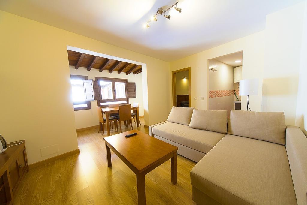 Apartamentos Del Casco Toledo Zimmer foto